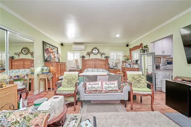 $899,000 | 2690 Oregon Avenue, Long Beach, CA 90806