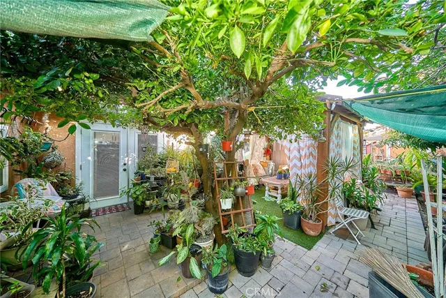 $899,000 | 2690 Oregon Avenue, Long Beach, CA 90806