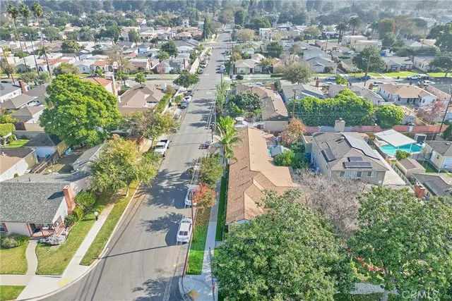 $899,000 | 2690 Oregon Avenue, Long Beach, CA 90806