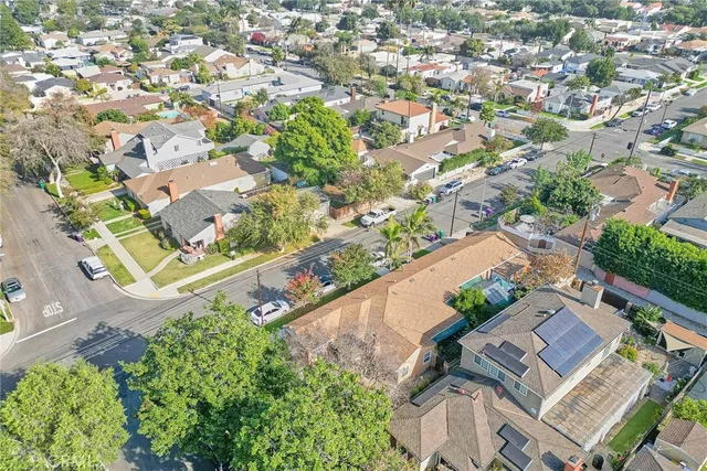 $899,000 | 2690 Oregon Avenue, Long Beach, CA 90806