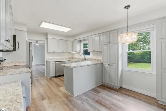 $283,000 | 218 Highland Road, Duncan, SC 29334