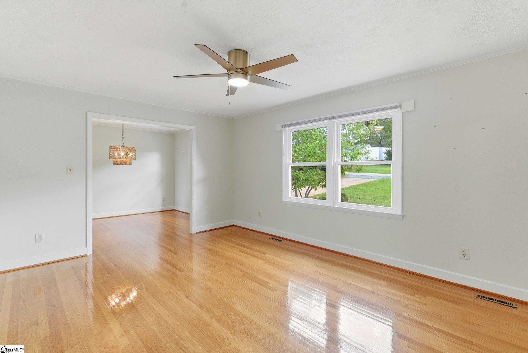 218 Highland Road Duncan, SC 29334 - Photo 8 of 38 Gallery Image 8