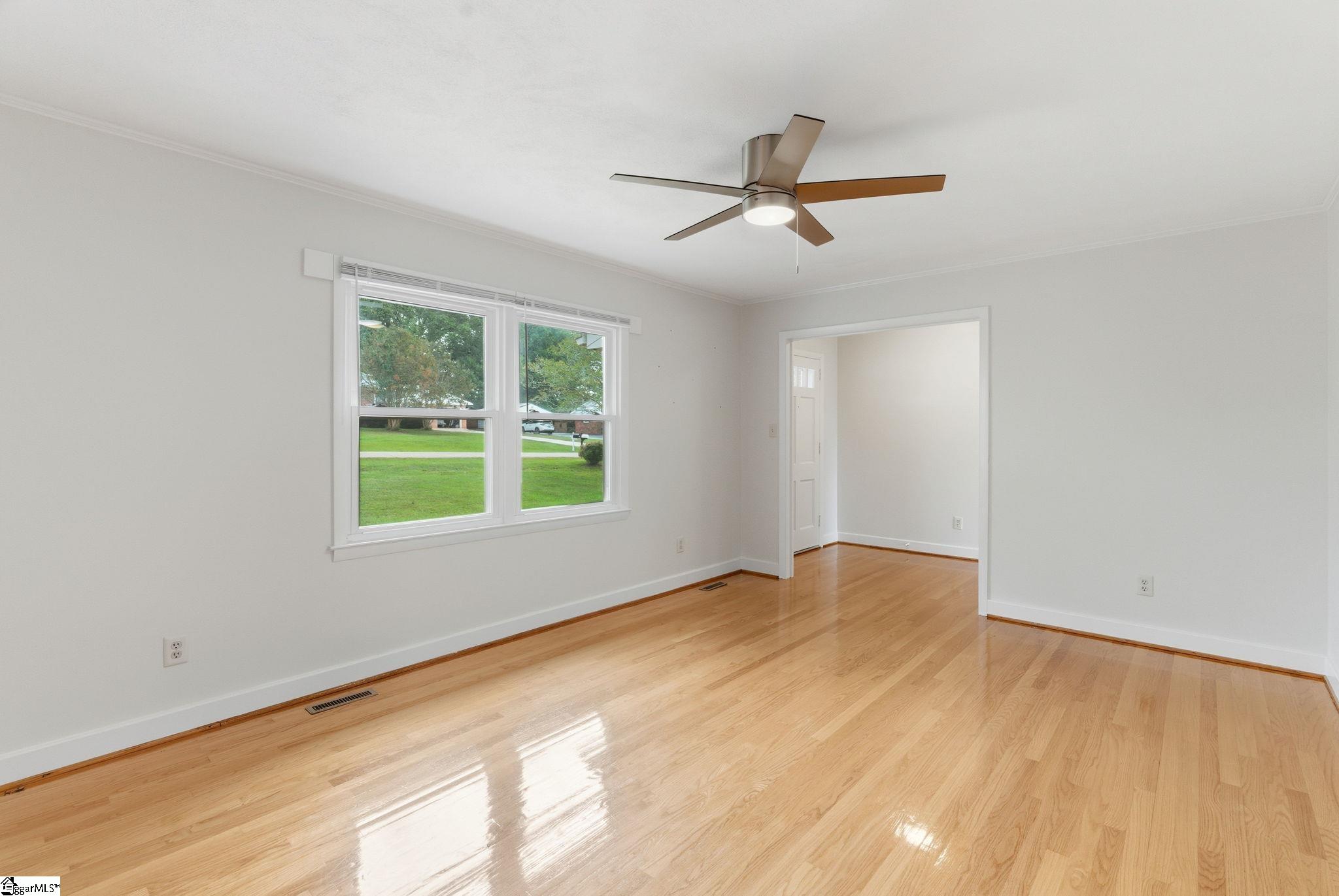 218 Highland Road Duncan, SC 29334 - Photo 10 of 38 Gallery Image 10