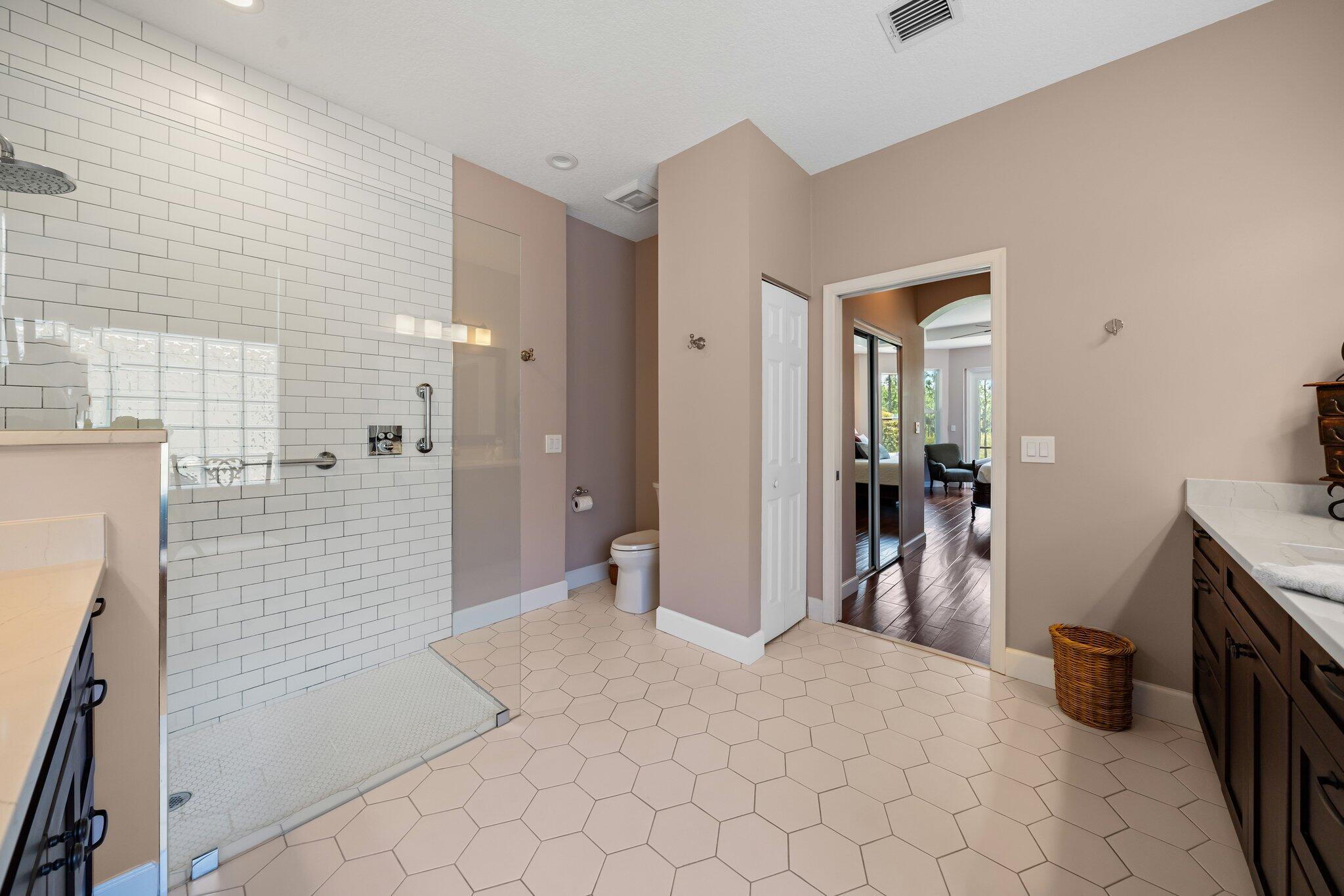3008 Southeast Racoon Way Stuart, FL 34997 - Photo 28 of 45 Subway Tile Shower