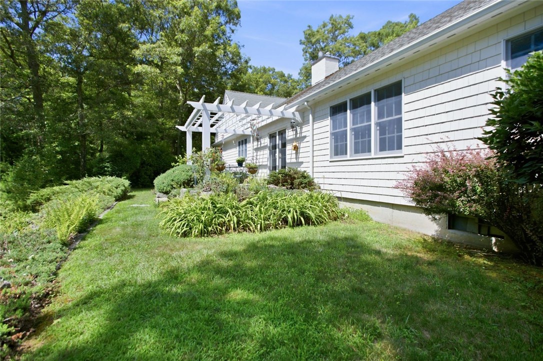 99 Sunderland Road Exeter, RI 02822 - Photo 1 of 36