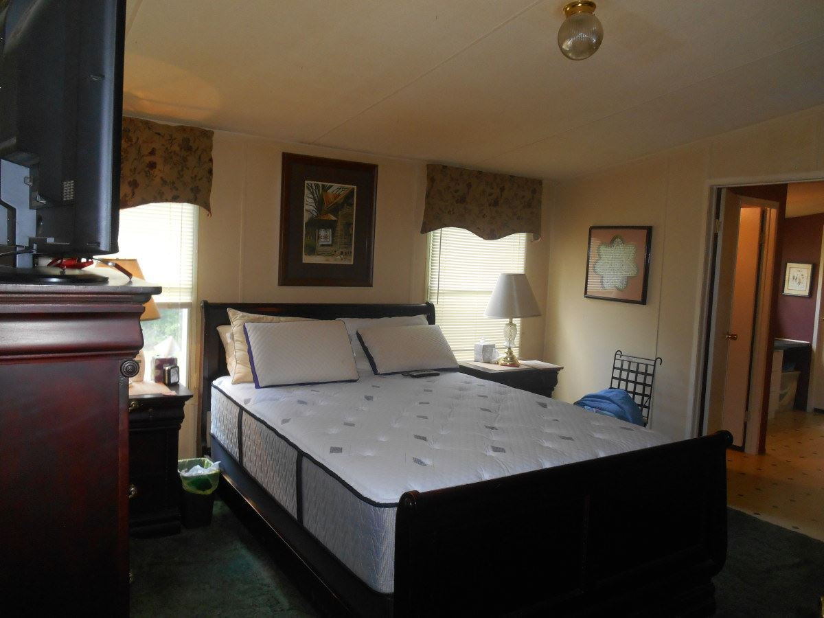 601 Thrift Road Goldston, NC 27252 - Photo 5 of 11 Photo 5