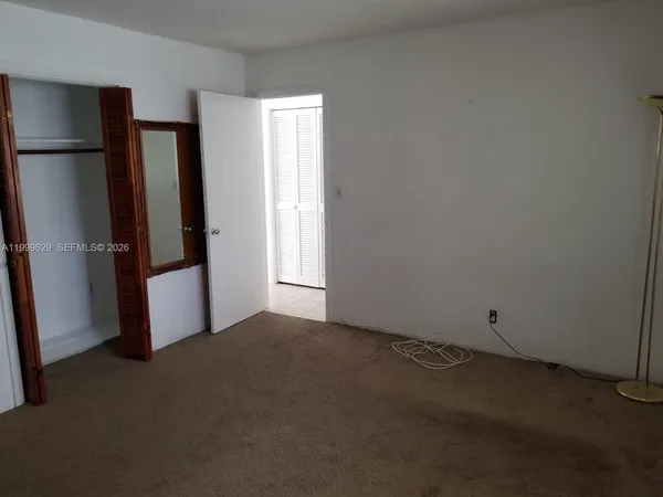 $1,650 | 701 Northwest 1st Street, Unit 19, Hallandale Beach, FL 33009