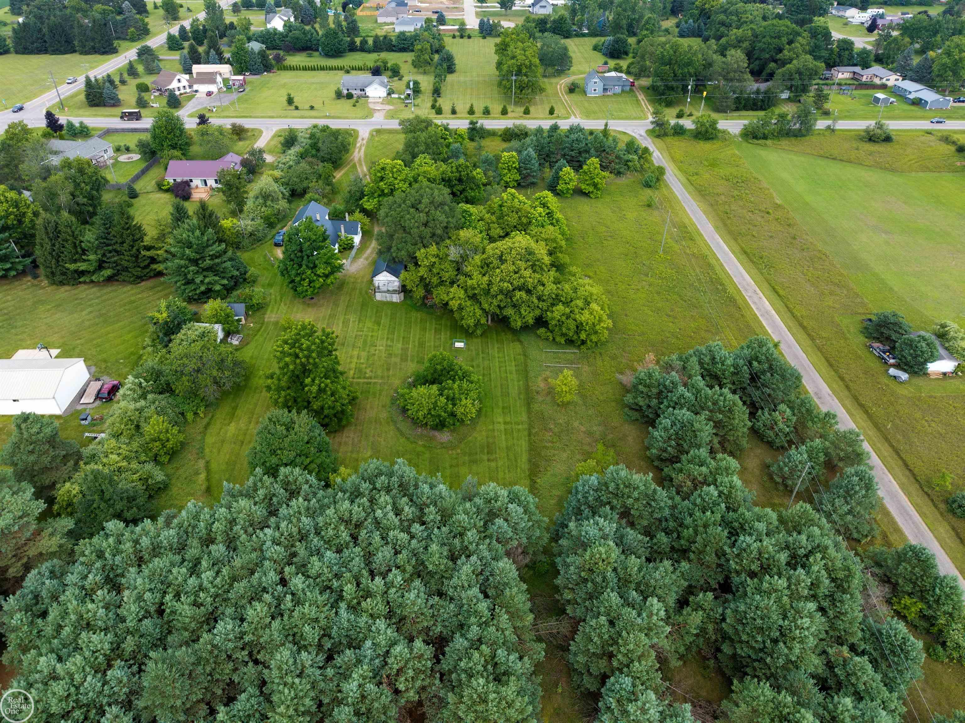 2538 East Burnside Road North Branch, MI 48461 - Photo 47 of 56