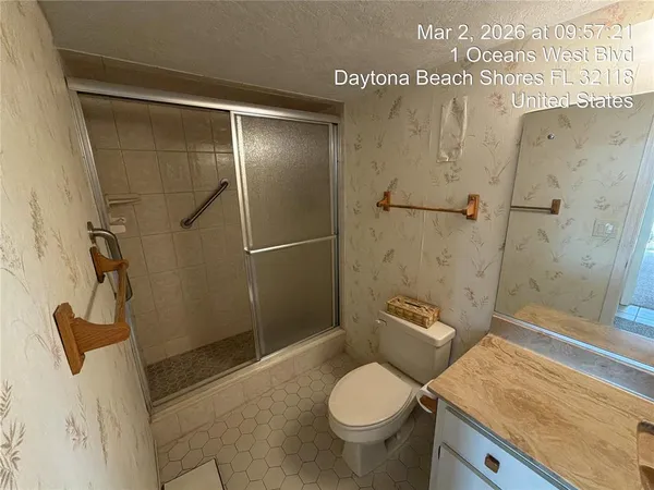 $1,400 | 1 Oceans W Boulevard, Unit 3B6, Daytona Beach Shores, FL 32118