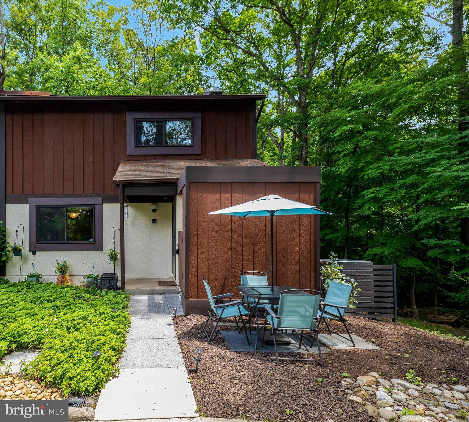 2231 Wheelwright Court Reston, VA 20191 - Photo 2 of 46