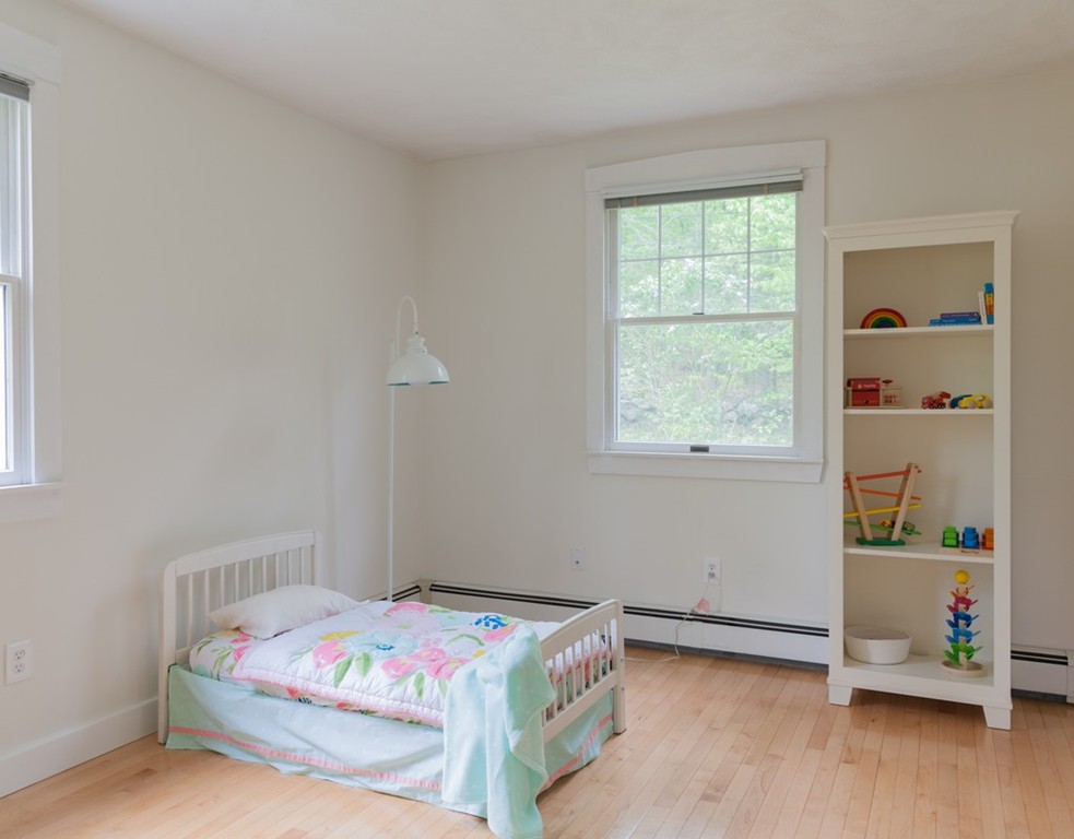 23 Brooks Road Lincoln, MA 01773 - Photo 15 of 21