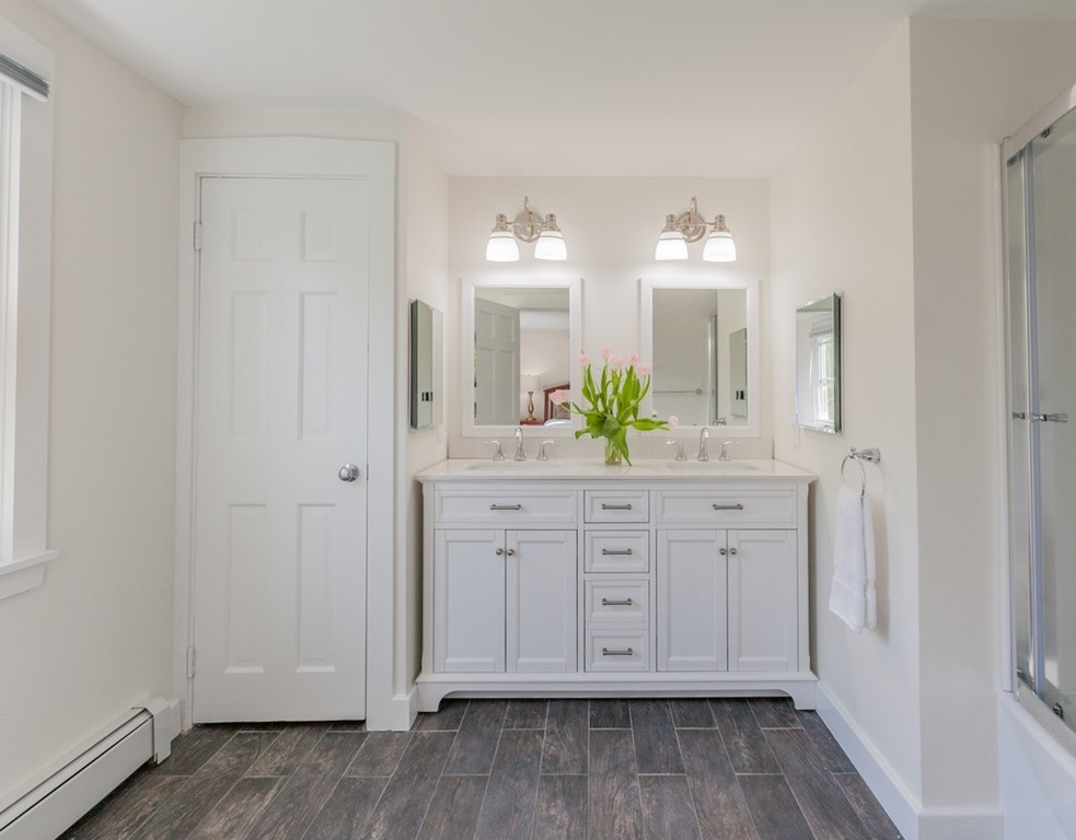 23 Brooks Road Lincoln, MA 01773 - Photo 10 of 21