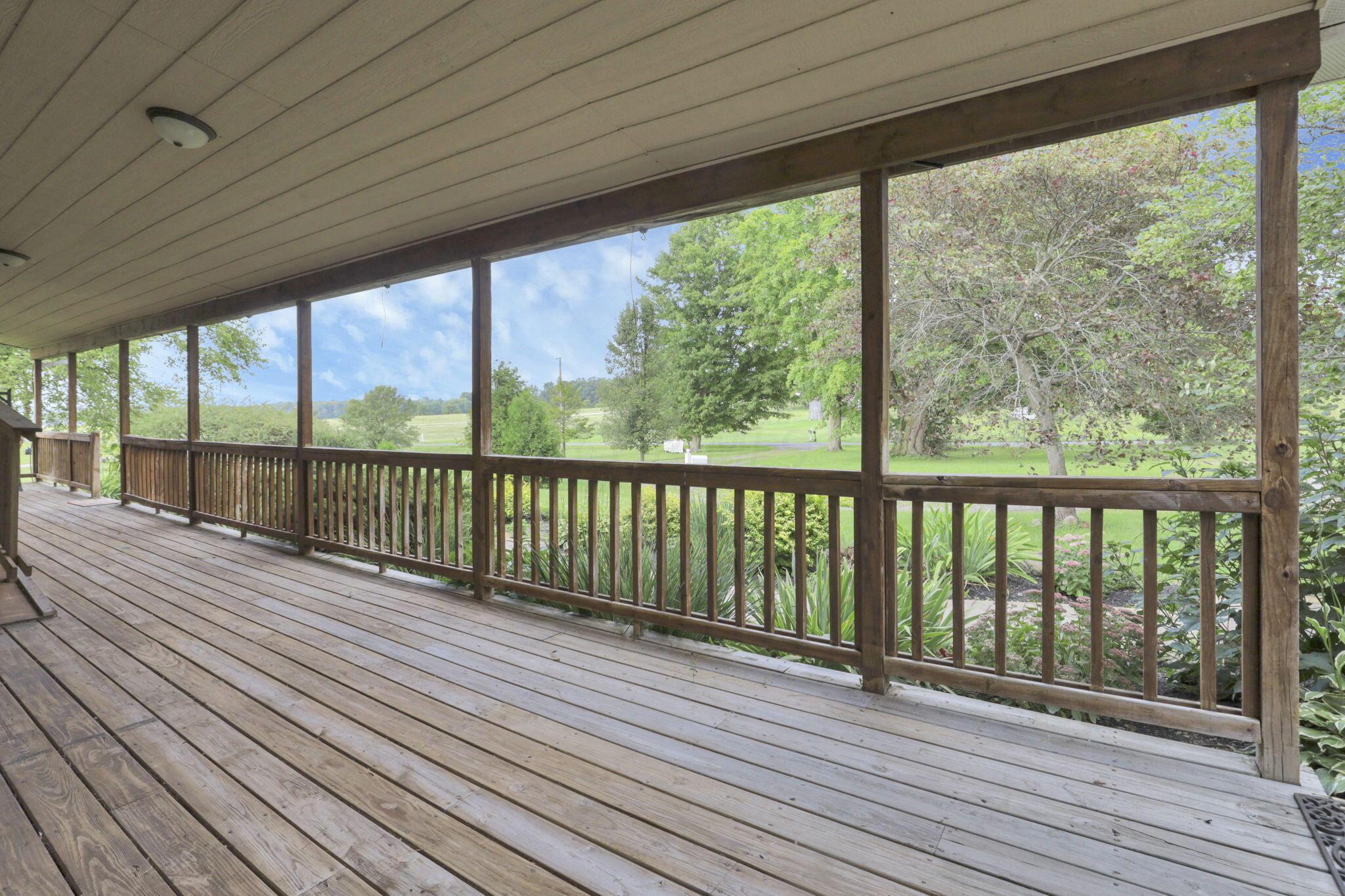 13055 Cooksey Road Utica, OH 43080 - Photo 11 of 84 Front Porch