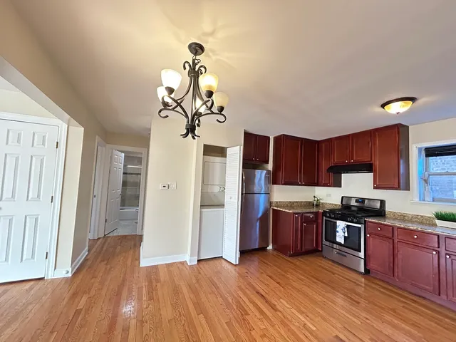 $189,900 | 4342 North Kedvale Avenue, Unit 2A, Chicago, IL 60641