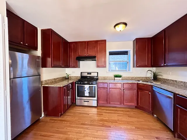 $189,900 | 4342 North Kedvale Avenue, Unit 2A, Chicago, IL 60641