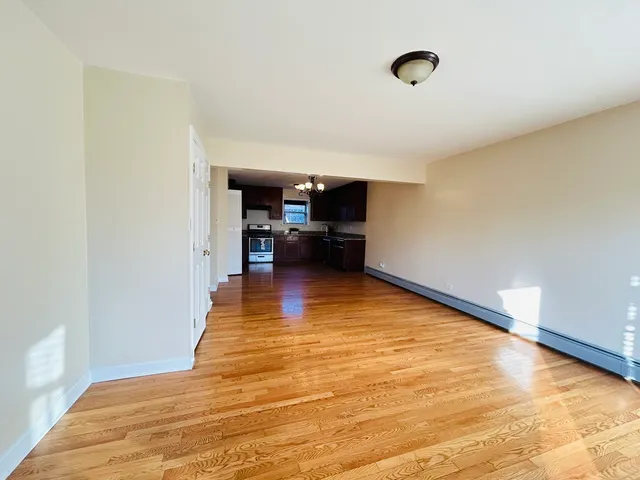 $189,900 | 4342 North Kedvale Avenue, Unit 2A, Chicago, IL 60641