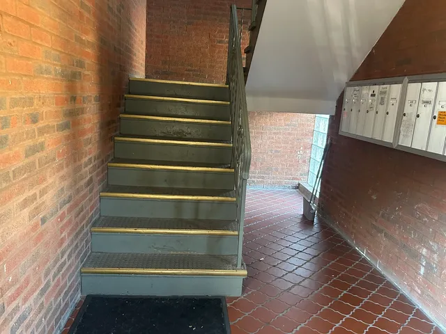 $189,900 | 4342 North Kedvale Avenue, Unit 2A, Chicago, IL 60641