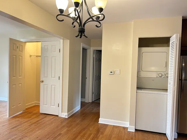 $189,900 | 4342 North Kedvale Avenue, Unit 2A, Chicago, IL 60641