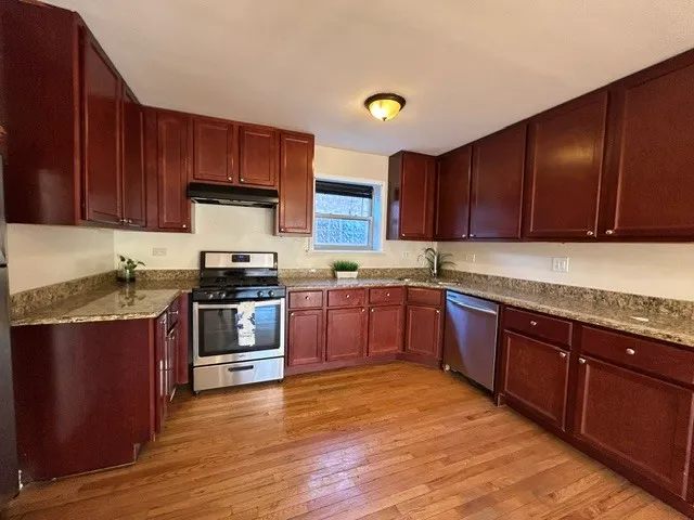 $189,900 | 4342 North Kedvale Avenue, Unit 2A, Chicago, IL 60641