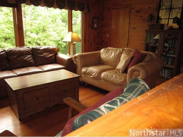 617 Old Mill Road Hudson, WI 54016 - Photo 4 of 18 Gallery Image 4