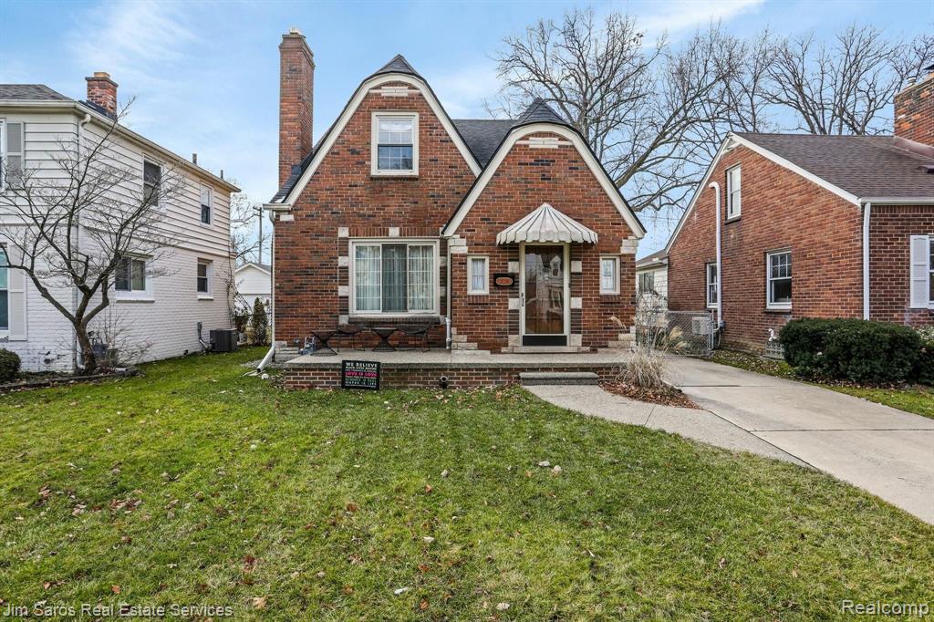 1729 Roslyn Road Grosse Pointe Woods, MI 48236 - Photo 26 of 26