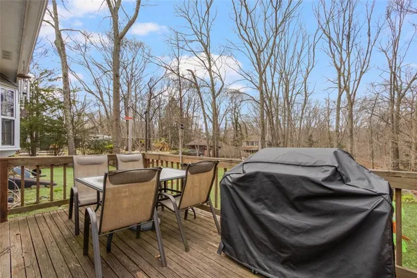 $419,900 | 232 Quaker Lane, Scituate, RI 02857