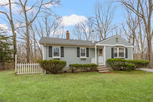$419,900 | 232 Quaker Lane, Scituate, RI 02857