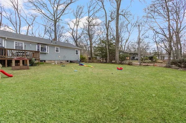 $419,900 | 232 Quaker Lane, Scituate, RI 02857