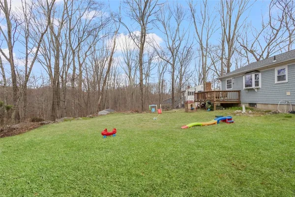 $419,900 | 232 Quaker Lane, Scituate, RI 02857