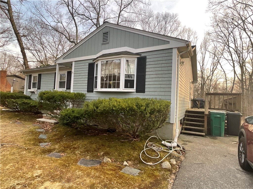 232 Quaker Lane Scituate, RI 02857 - Photo 4 of 17