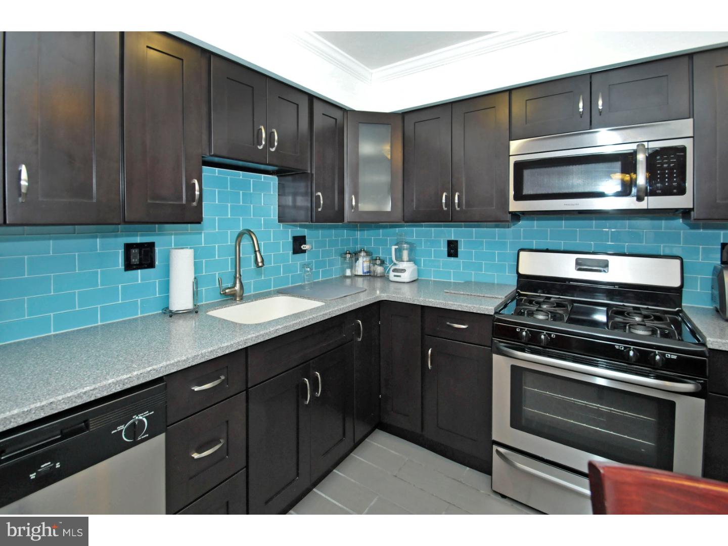 12204 Academy Road Philadelphia, PA 19154 - Photo 4 of 24 Kitchen