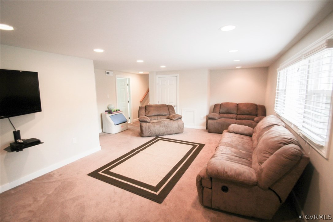 8310 Colebrook Road Richmond, VA 23227 - Photo 4 of 26 Gallery Image 4