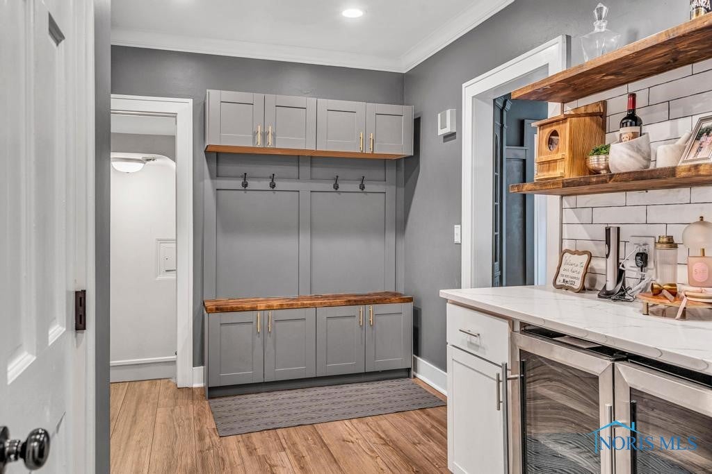 4331 Indian Road Toledo, OH 43615 - Photo 26 of 50 Mudroom