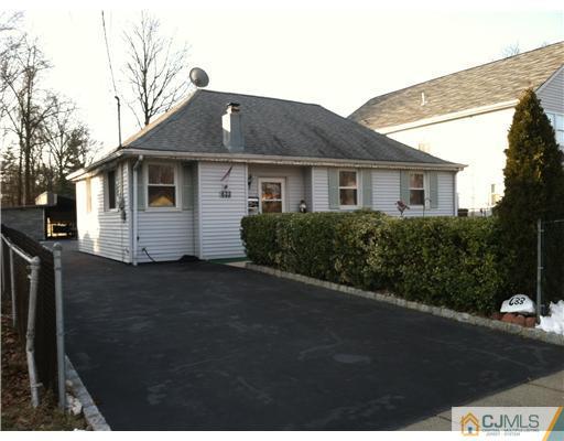 633 Inman Avenue Colonia, NJ 07067 - Photo 1 of 2 Gallery Image 1