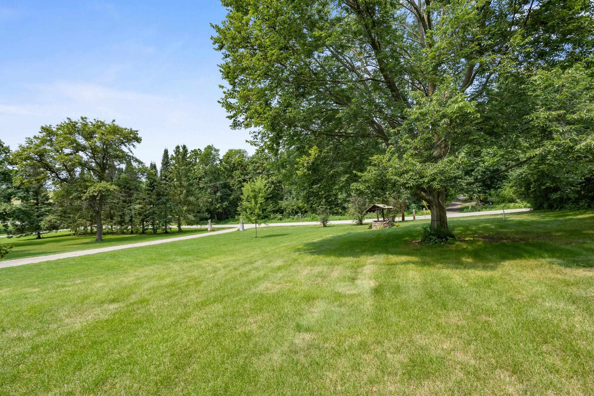 7419 Riles Road Middleton, WI 53562 - Photo 41 of 65 Gallery Image 41