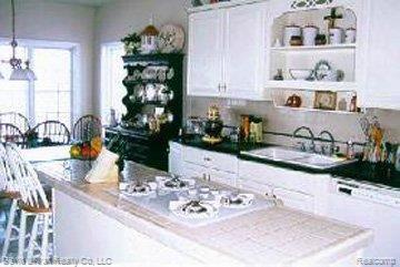 5106 Port Austin Road Caseville, MI 48725 - Photo 9 of 17 5106PtAustinRdKitchen.jpg