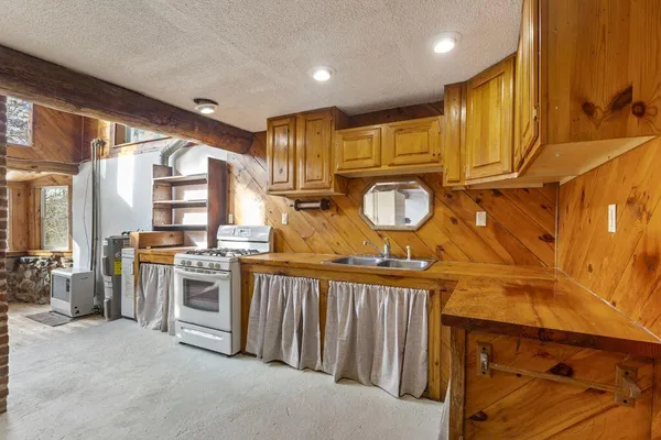 $349,500 | 570 Knights Hill Road, Harrison, ME 04040