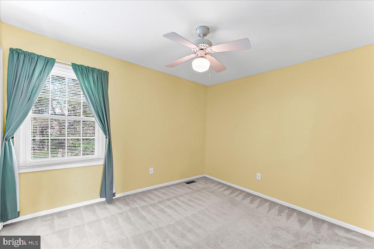 233 Chaingate Circle Landenberg, PA 19350 - Photo 20 of 31 an empty room with windows