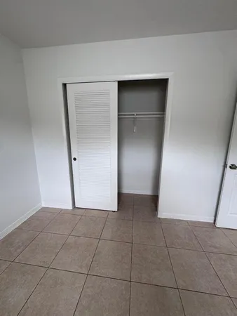 $1,425 | 3611 North Dixie Highway, Unit 3619, Oakland Park, FL 33334