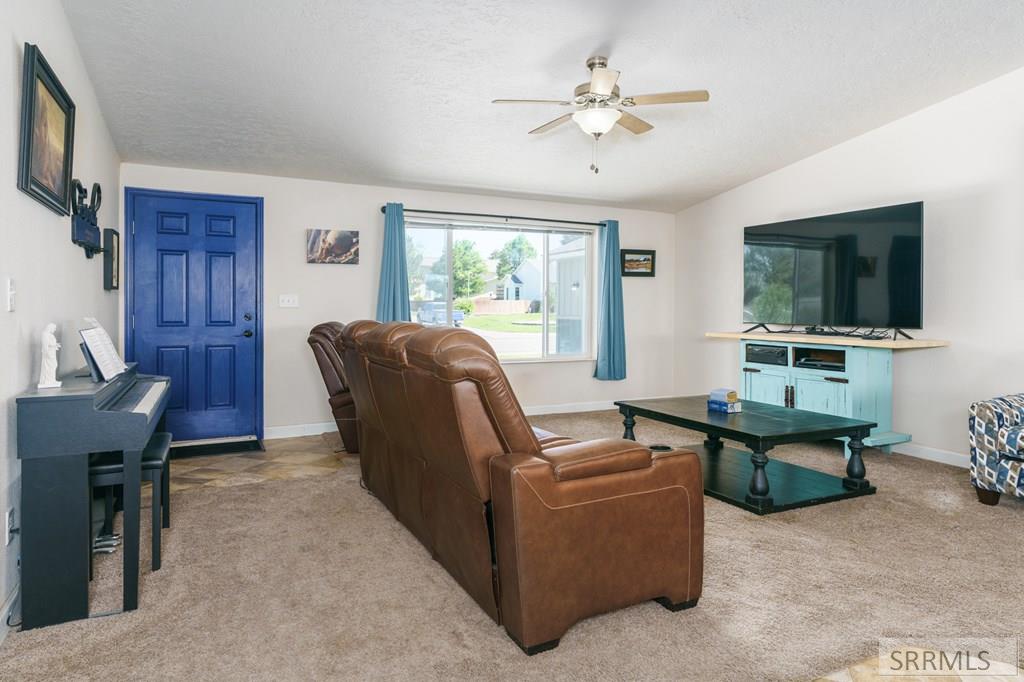 490 Snowflake Street American Falls, ID 83211 - Photo 12 of 43
