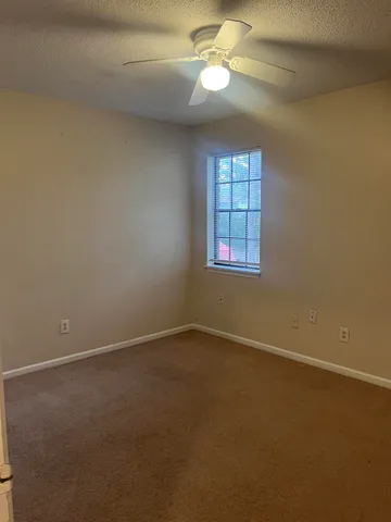 $1,400 | 111 Timber Lane, Unit B, Summerville, SC 29485