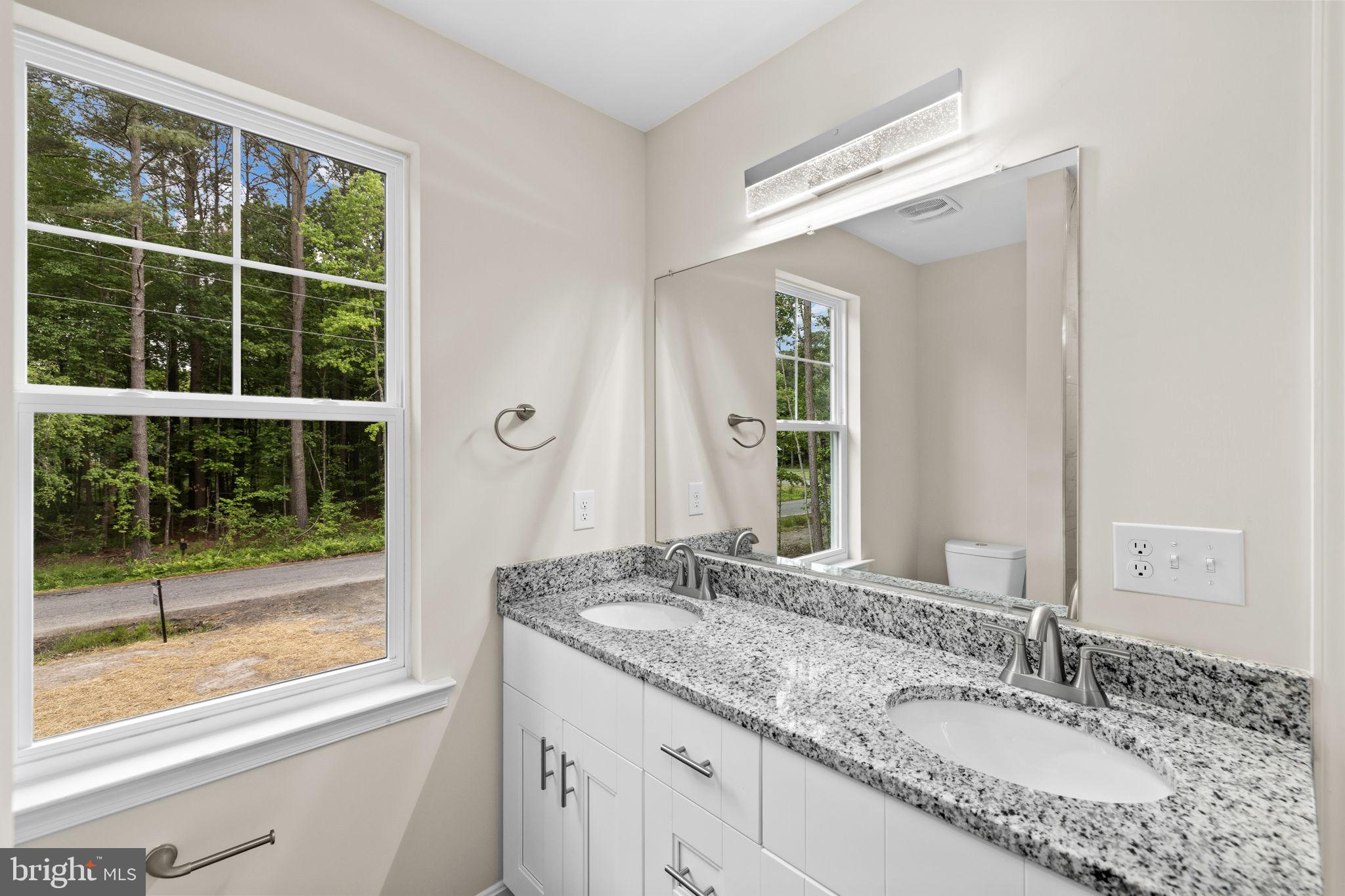 113 Laurel Lane Colonial Beach, VA 22443 - Photo 32 of 44 Primary Bath