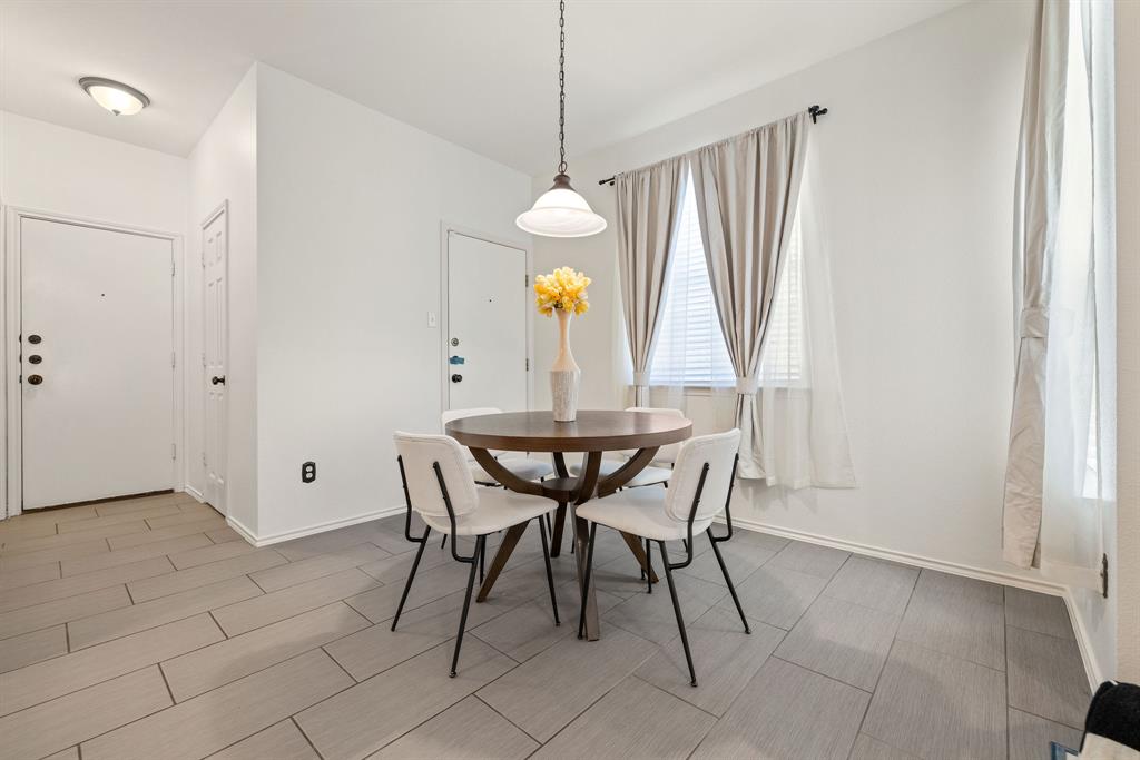 14525 Harris Ridge Boulevard, Unit B Pflugerville, TX 78660 - Photo 6 of 26