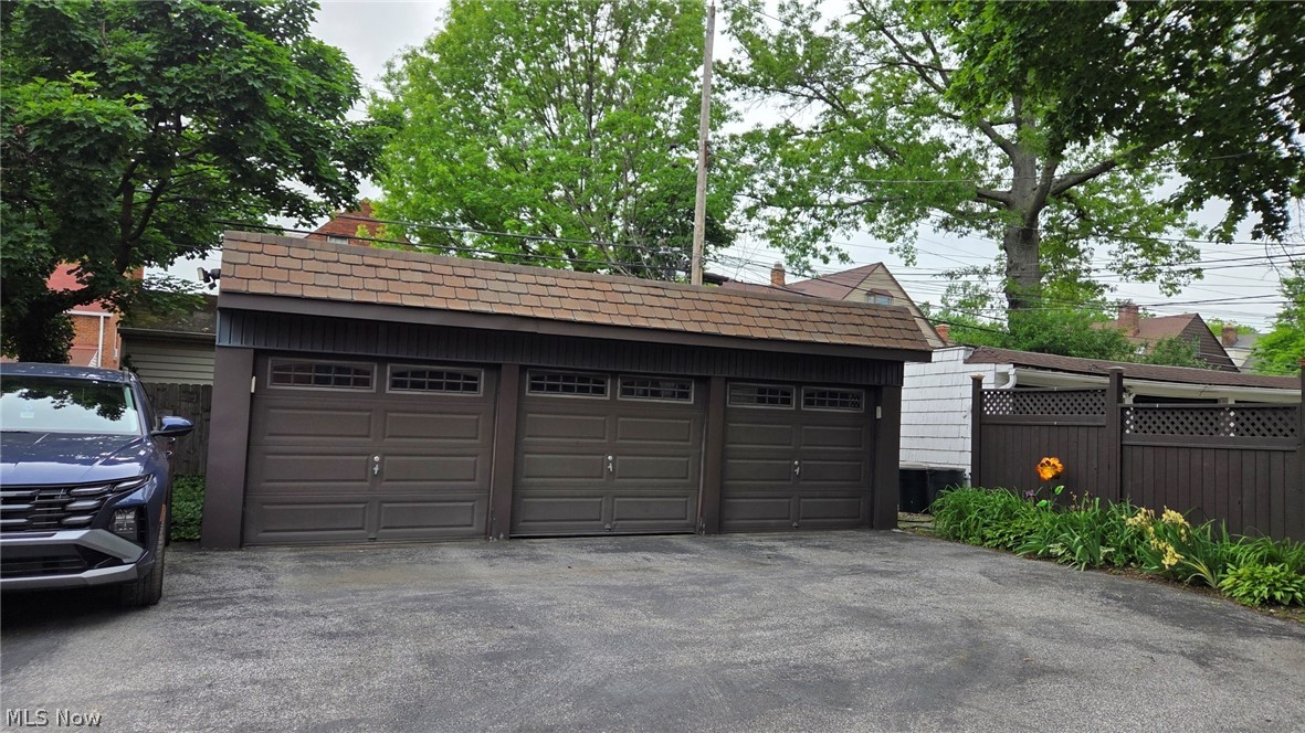 3646 Lynnfield Road Shaker Heights, OH 44122 - Photo 25 of 26