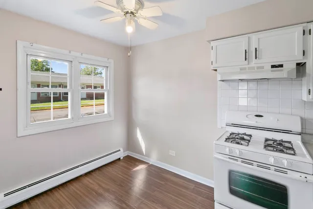 $1,600 | 11212 1st Street, Unit 1, Mokena, IL 60448