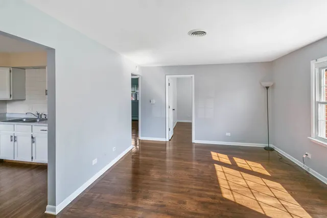 $1,600 | 11212 1st Street, Unit 1, Mokena, IL 60448