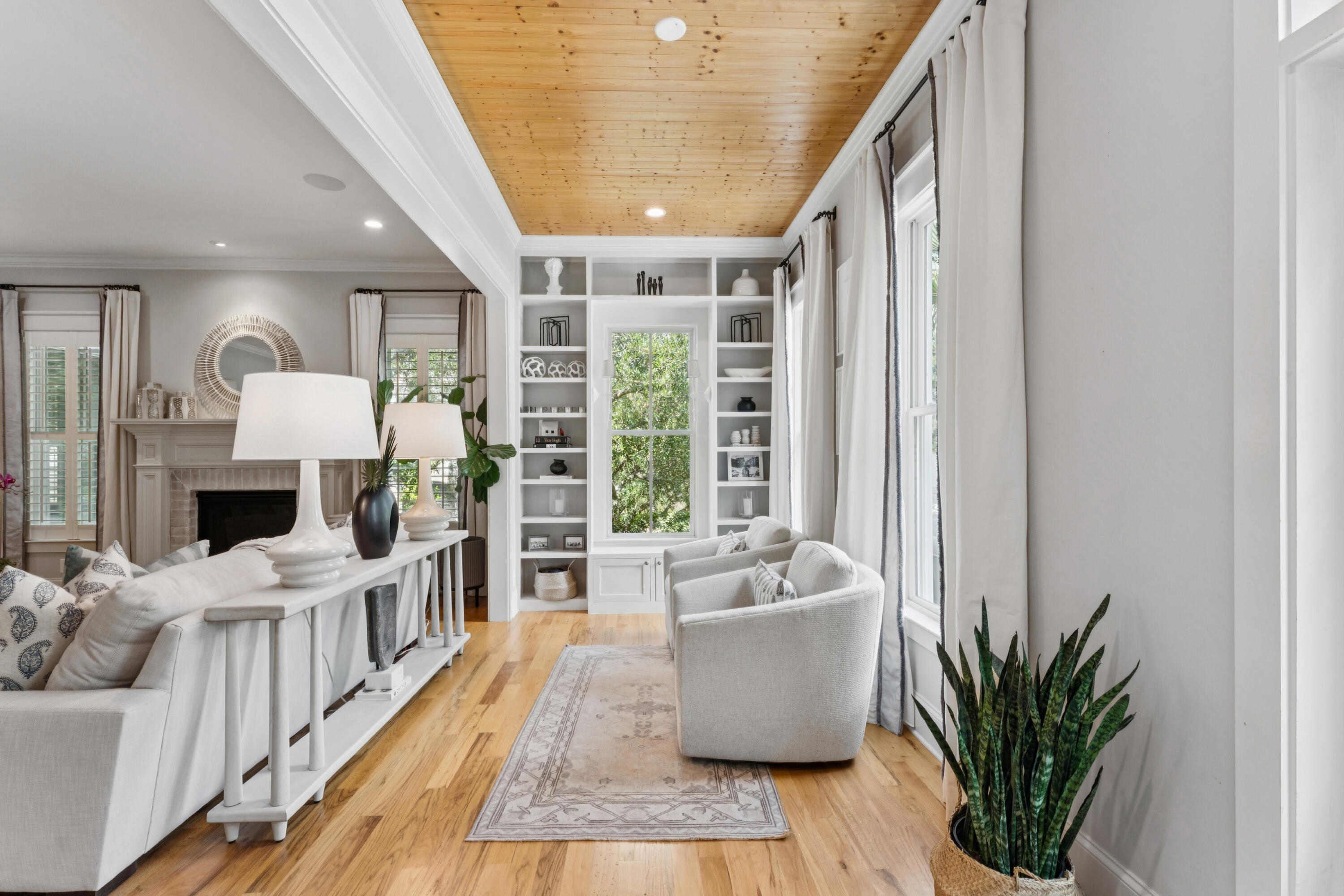 396 Evian Way Mount Pleasant, SC 29464 - Photo 19 of 58 396EvianWay-KeenEyeMarketing-043