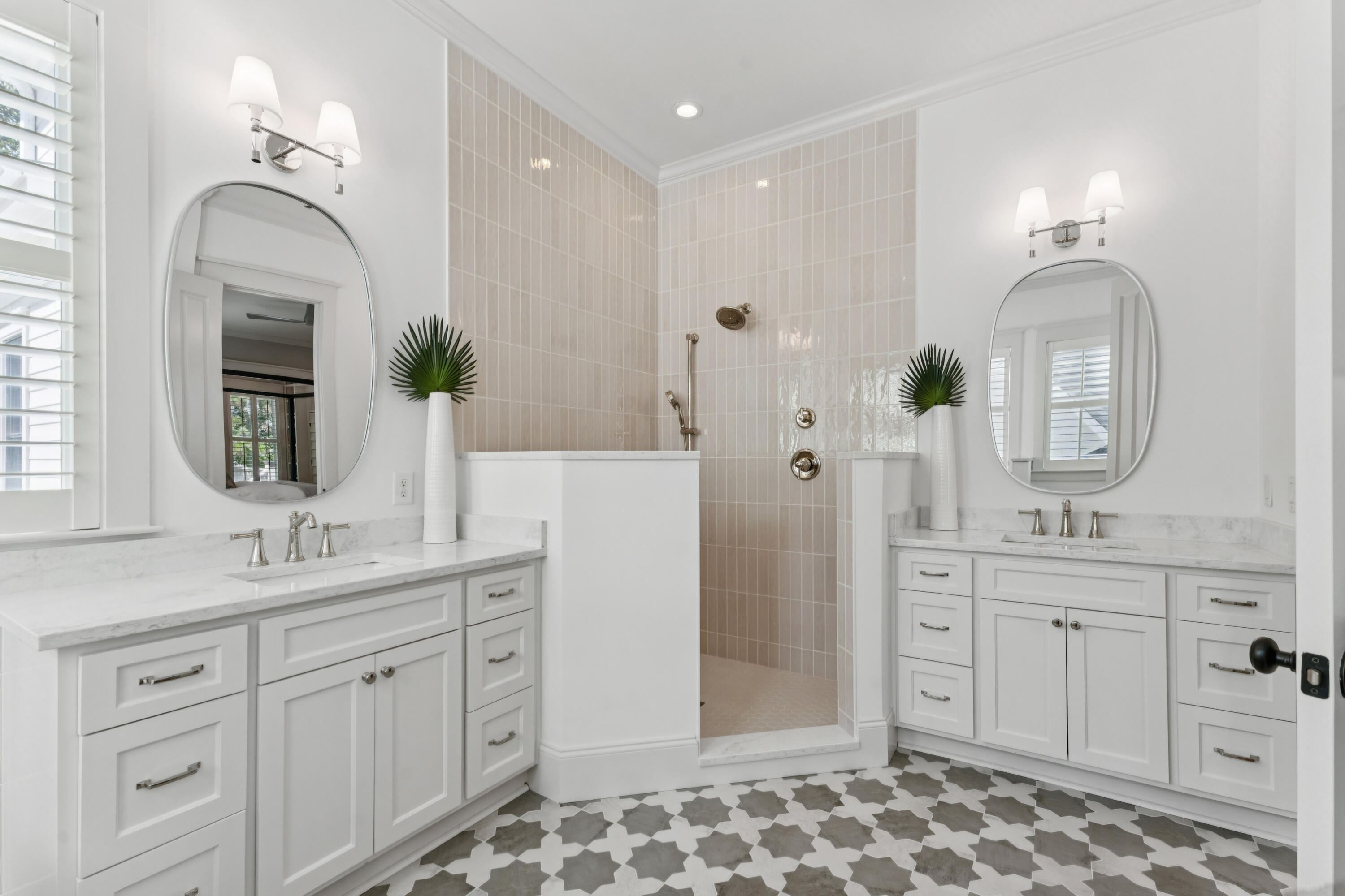 396 Evian Way Mount Pleasant, SC 29464 - Photo 29 of 58 396EvianWay-KeenEyeMarketing-063