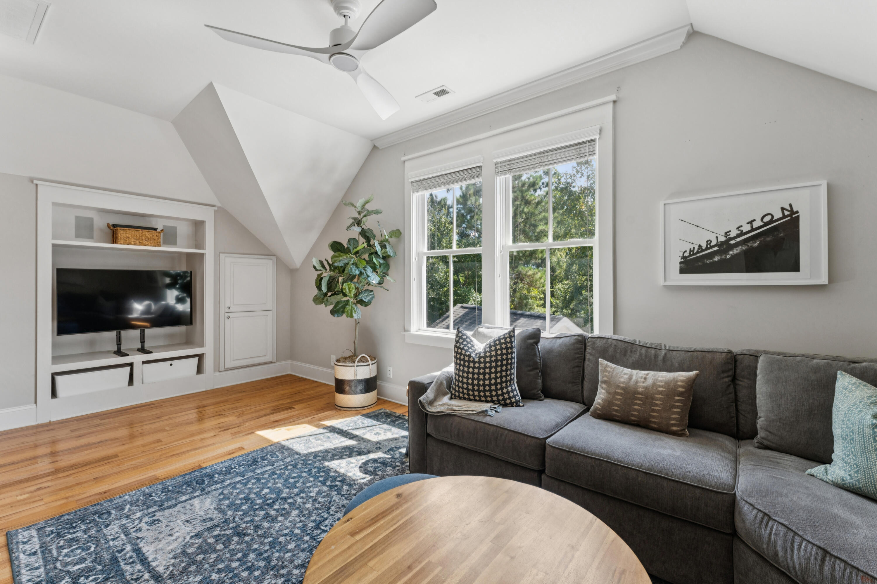 396 Evian Way Mount Pleasant, SC 29464 - Photo 34 of 58 396EvianWay-KeenEyeMarketing-073