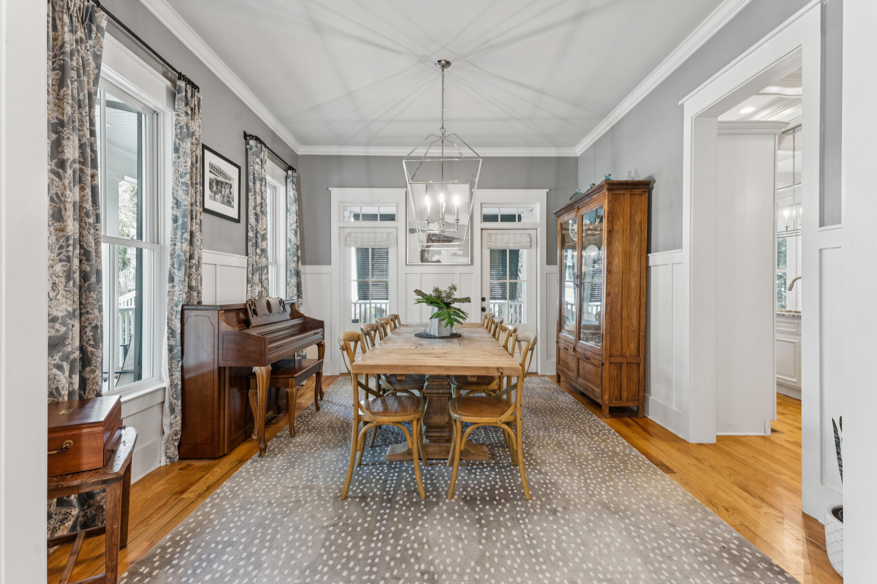 396 Evian Way Mount Pleasant, SC 29464 - Photo 7 of 58 396EvianWay-KeenEyeMarketing-021